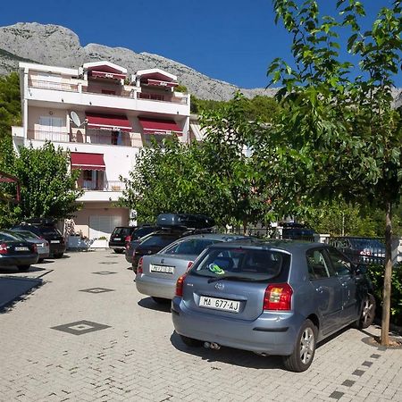 Vila Nela Tucepi Bagian luar foto